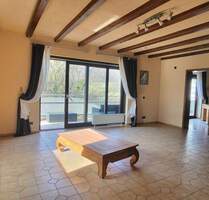 GEPFLEGTES EINFAMILIENHAUS MIT UNVERBAUBARER FERNSICHT IN BELIEBTER HÖHENLAGE MIT GARAGE PLUS WALDGRUNDSTÜCK IN MERZIG-SCHWEMLINGEN