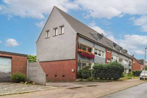 Straßenansicht MFH - Mehrfamilienhaus, Wohnhaus zum Kaufen in Oberhausen