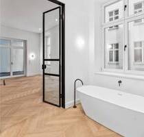 Hochwertig saniertes 3-Zimmer-Domizil mit BALKON ++ nahe Hackescher Markt - Berlin Mitte