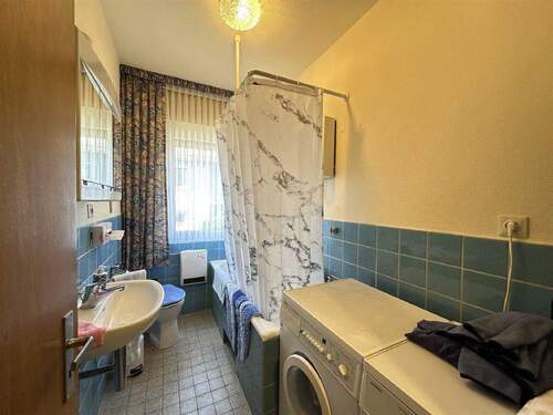 Badezimmer Erdgeschoss - 