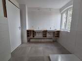 1.OG - Bad mit Doppelwaschtisch und Fenster - 