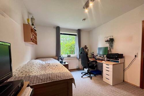 Schlafzimmer 1 - Etagenwohnung mit 73,00 m&sup2; in Lübeck zum Kaufen