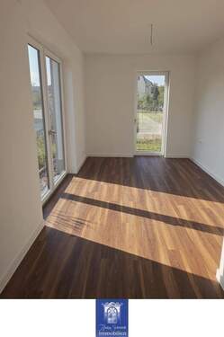 Schlafen - Ihr neuer Wohntraum im attraktiven Neubau, große Terrasse, ruhige Lage mit viel Grün!