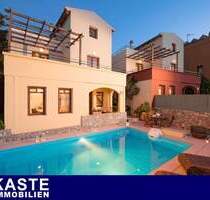 Schöner Villen-Komplex mit Pool und Meerblick in Plaka, Kreta.