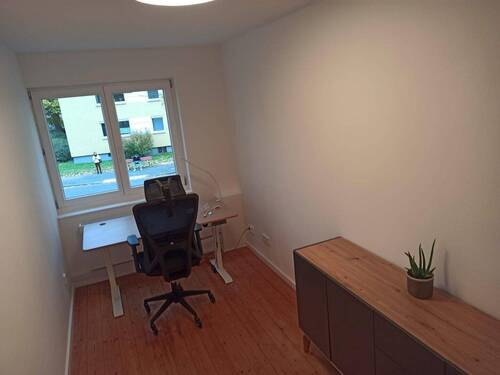 Arbeits-/ Kinderzimmer - 
