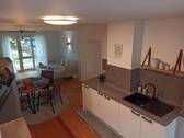 Wohnzimmer - Einfamilienhaus saniert in Bestlage mit Küche & Garten