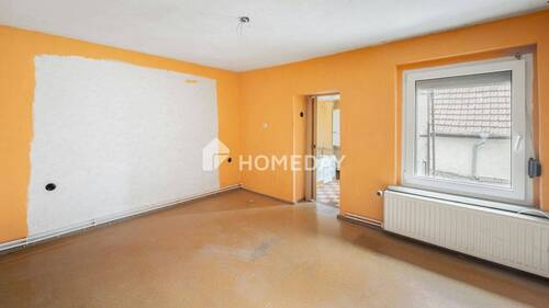 1. OG Schlafzimmer 1 - 