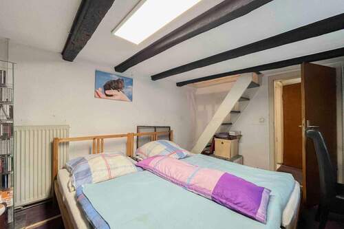 Schlafzimmer 1. OG - 2 Zimmer Einfamilienhaus in Langenfeld