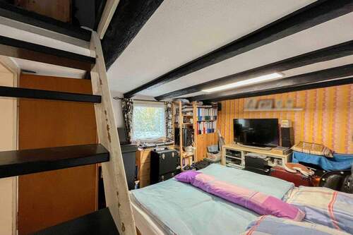 Schlafzimmer 1. OG (2) - Einfamilienhaus mit 48,80 m² in Langenfeld zum Kaufen