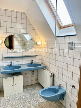 17 Badezimmer Treppenaufgang - 