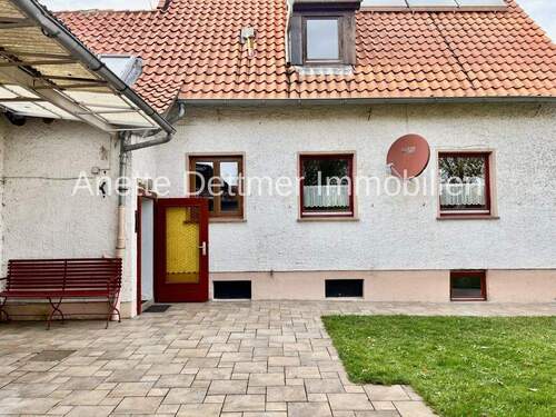 29 Garten Ansicht aufs Haus - 