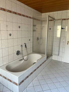 Bad1 - Etagenwohnung mit 121,70 m&sup2; in Kulmbach zum Kaufen