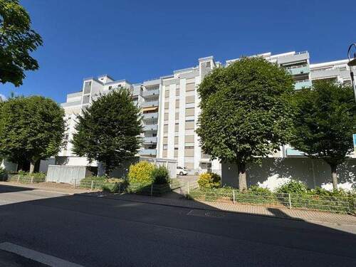 Titelbild - Charmante 3-Zimmerwohnung mit Ausblick und Balkon