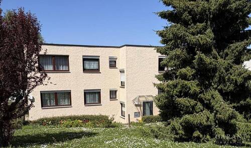 Aussenansicht - 2 Zimmer-Wohnung mit großzügigem Balkon und TG-Stellplatz in ruhiger Lage von WI-Schelmenholz!