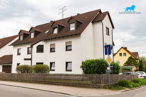 Hausansicht - 2 Zimmer Etagenwohnung zur Miete in Schwabhausen / Oberroth