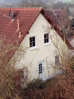 Bild 2 - 8 Zimmer Mehrfamilienhaus, Wohnhaus zum Kaufen in Bad Rodach / Sülzfeld