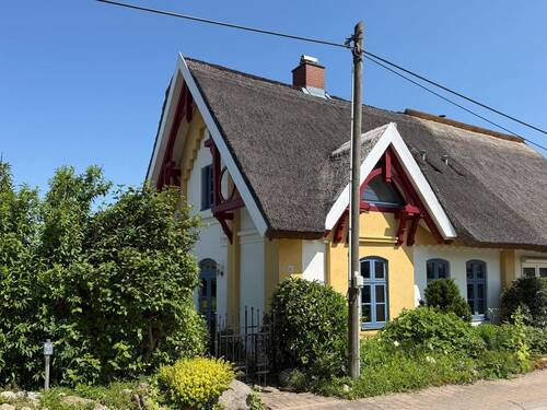 Hausansicht - Schöner kann man nicht wohnen… - 349.000,00&nbsp;EUR Kaufpreis, ca.&nbsp; 95,00&nbsp;m&sup2;&nbsp;Wohnfl&auml;che