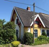 Schöner kann man nicht wohnen… - 349.000,00&nbsp;EUR Kaufpreis, ca.&nbsp; 95,00&nbsp;m&sup2;&nbsp;Wohnfl&auml;che in Garz/Rügen (PLZ: 18574) Groß Schoritz