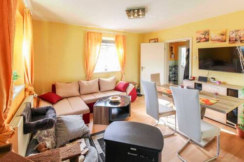 Wohnzimmer I - 3 Zimmer Einfamilienhaus zum Kaufen in Spantekow