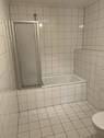Bad mit Wanne - 