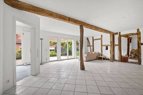 Titelbild - Große 3 Zimmerwohnung mit Stellplatz, Garten und 2 Terrassen in Harenberg!