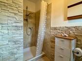Dusche im Gäste-WC - 