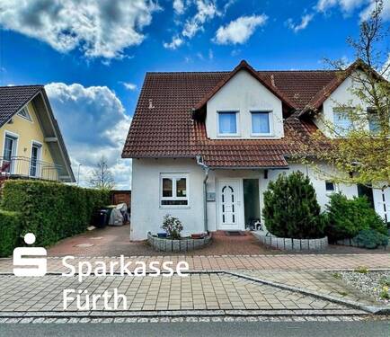 Frontansicht - Ein-Zweifamilienhaus in Obermichelbach