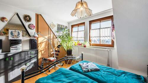 2. OG Schlafzimmer 2 - 