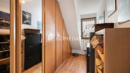 2. OG Ankleidezimmer 1 - 