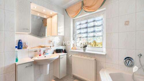 1. OG Badezimmer 1 - 