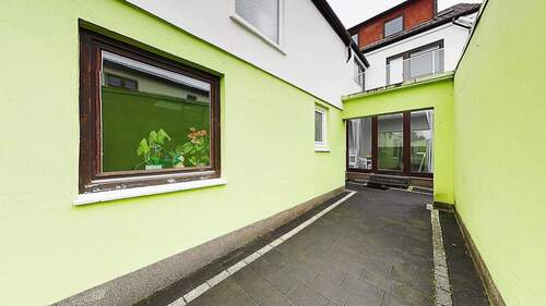 Rückansicht - 8 Zimmer Mehrfamilienhaus, Wohnhaus in Bremen