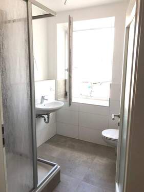 Gäste WC m. Dusche - 