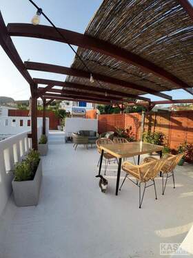 Terrasse - 2 Zimmer Mehrfamilienhaus, Wohnhaus zum Kaufen in Milatos