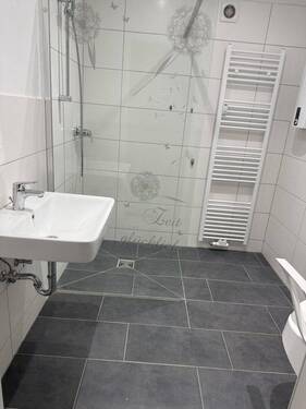 Bild 2 - 3 Zimmer Etagenwohnung zur Miete in Oberhausen