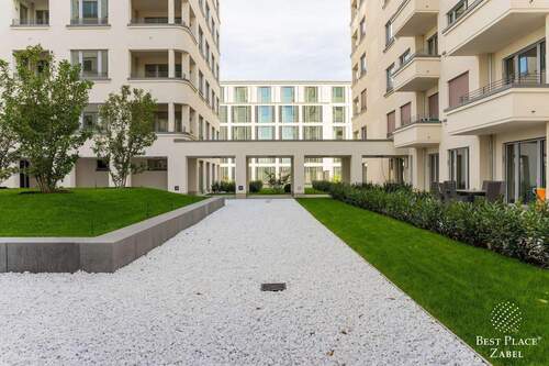 Innenhof - 2 Zimmer Etagenwohnung zum Kaufen in Berlin