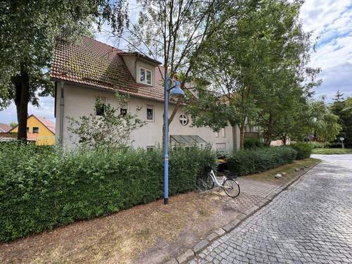 Eingang - Gemütliche 3-Zimmer-Wohnung mit Terrasse in Weißensee (99631)