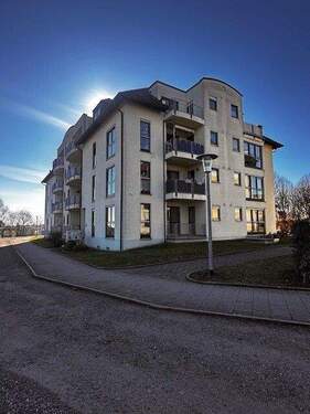 Haus 1 - Charmantes wohnen über den Dächern der Stadt. 2 Raumwohnung sucht Single oder Paar.