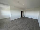 Wohn-und Küchenbereich - Über den Dächern der Stadt! - 248,00 EUR Kaltmiete, ca.  36,50 m² Wohnfläche