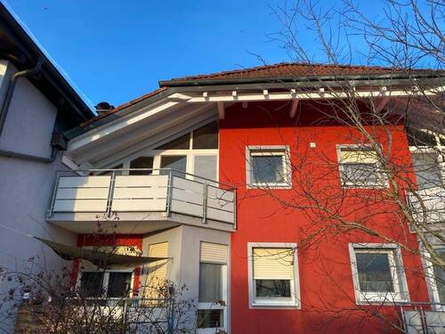 Bild 1 - 3 Zimmer Wohnung in ruhiger Wohnlage mit Außenstellplatz