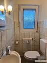 Tageslicht-Gäste-WC im Obergeschoss - 