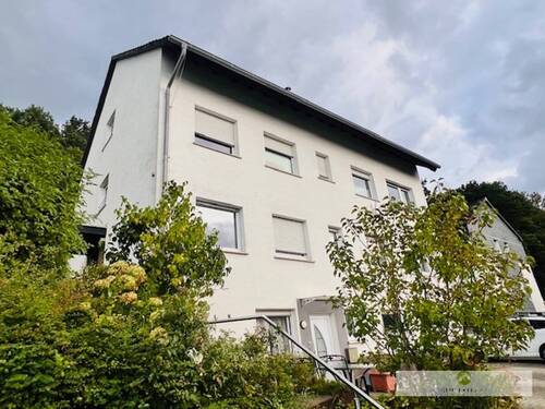 IMG_4295 - Mehrfamilienhaus mit Potential an idyllischer Waldrandlage von Wickede-Echthausen zu verkaufen!