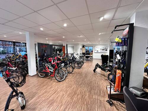 Gewerbeeinheit 18B (138 m²) - 