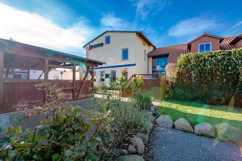 Häuseransicht - Mehrfamilienhaus, Wohnhaus mit 350,00 m&sup2; in Wiek zum Kaufen