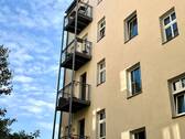 Blick zum Balkon - 1 Zimmer Etagenwohnung in Berlin