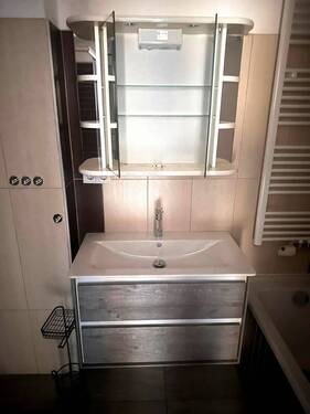 Bad Unterschrank mit Spiegelschrank - 