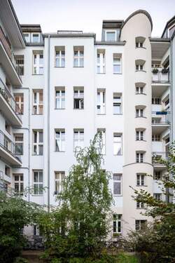 Hinterhof - 