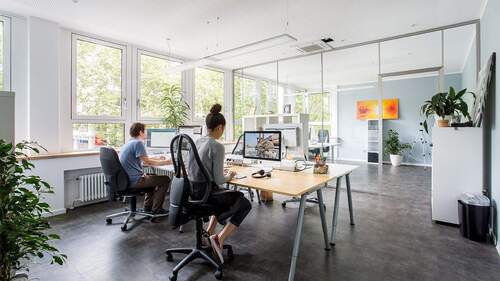 Bild 1 - Arabellapark - helle und möblierte Büroräume und Einzelplatzlösungen - All-in-Miete