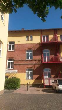 Außenansicht WE8.jpg - 1-Raum-Wohnung mit Balkon in Gotha-Ost