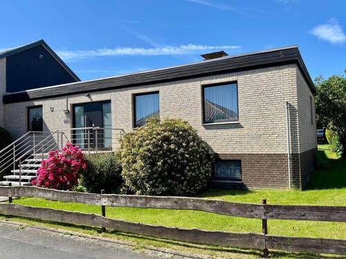 Außenansicht - 4 Zimmer Bungalow zum Kaufen in Barsinghausen