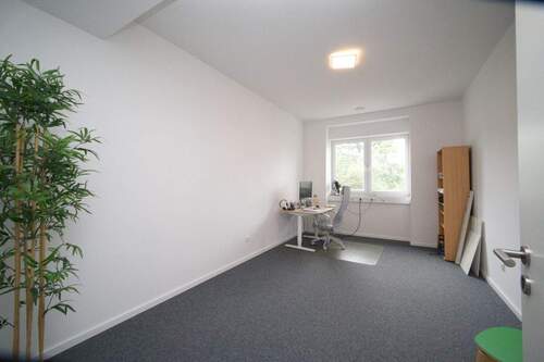 Büro 03 - 
